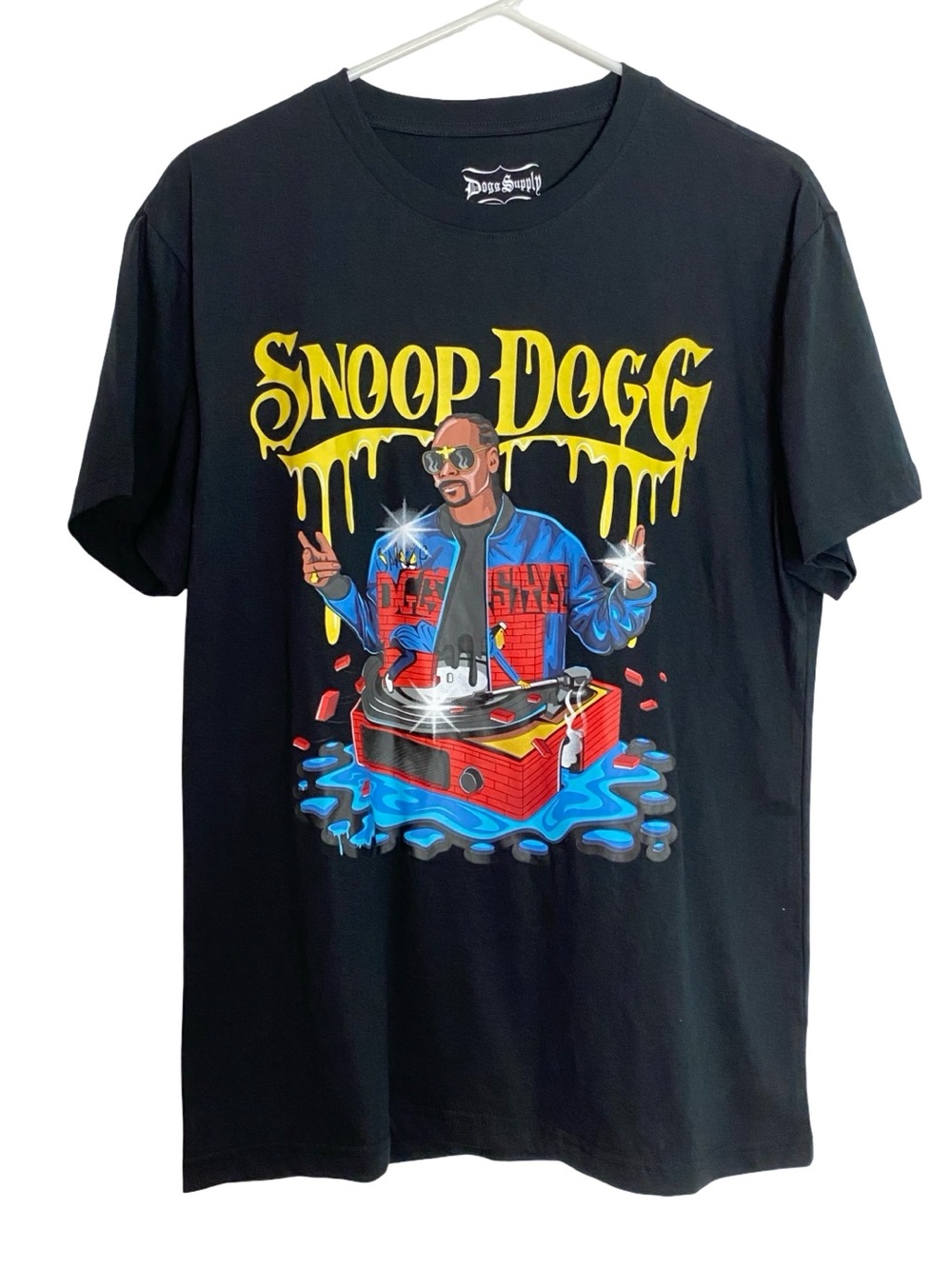 Snoop Dogg Band Tee Tshirt Mens Unisex Size Medium NWT New Spinner Logo Drip Tee